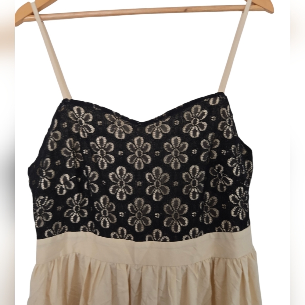 Rosegal Strapless Fit & Flare Dress Size Large Black & Beige Floral Lace - Picture 3 of 8